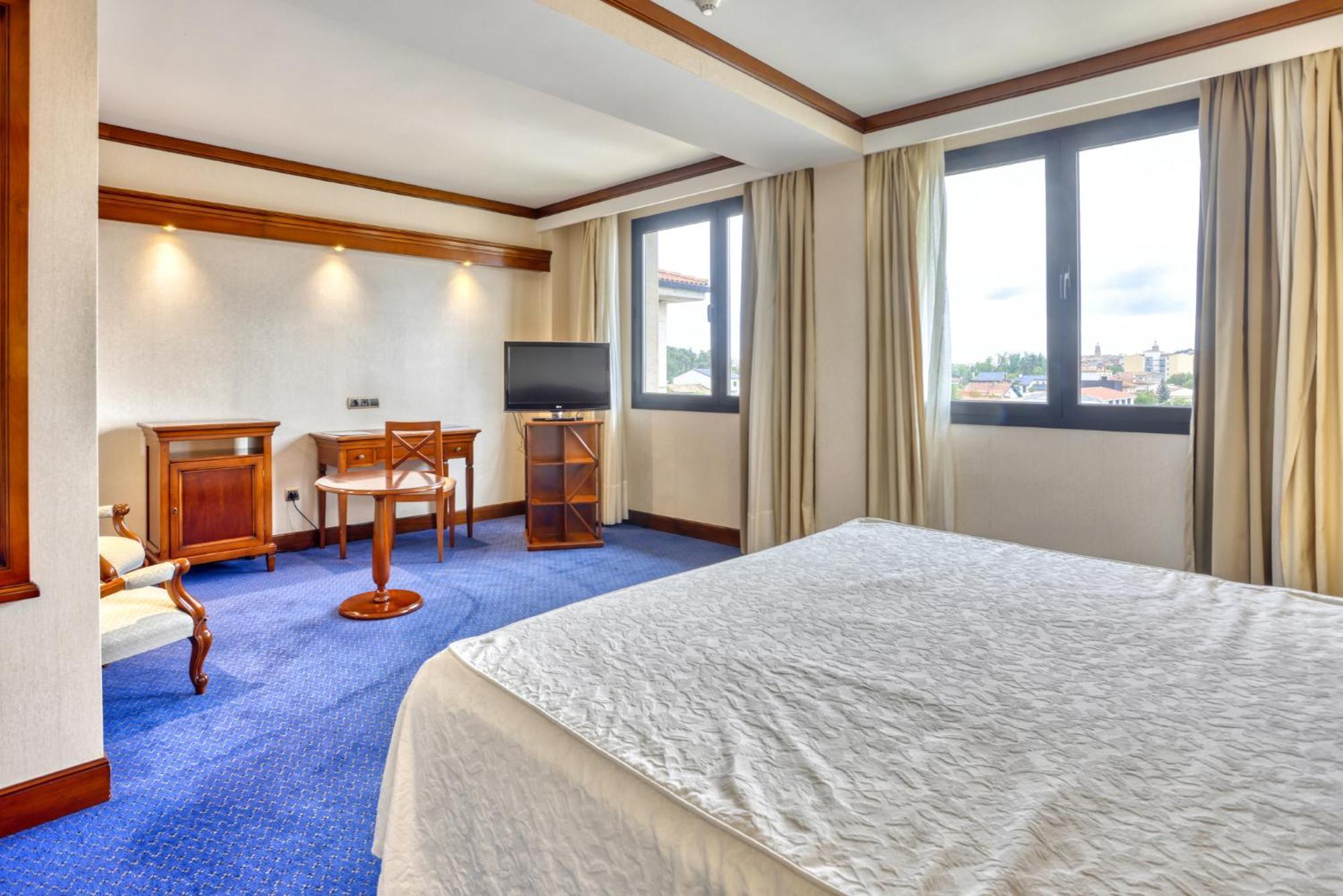 Hotel Villa De Almazán 외부 사진