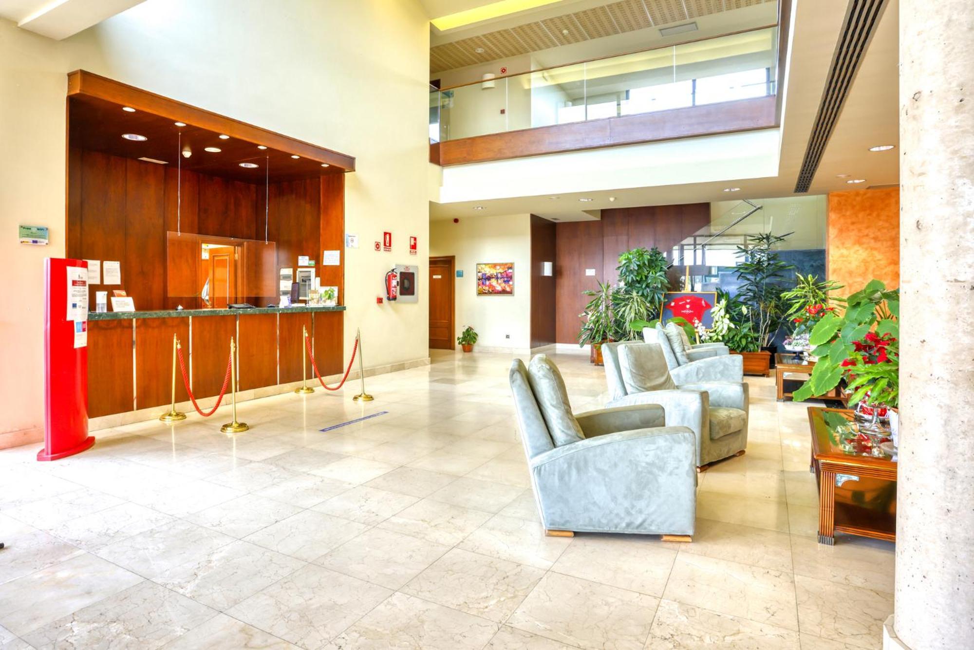Hotel Villa De Almazán 외부 사진