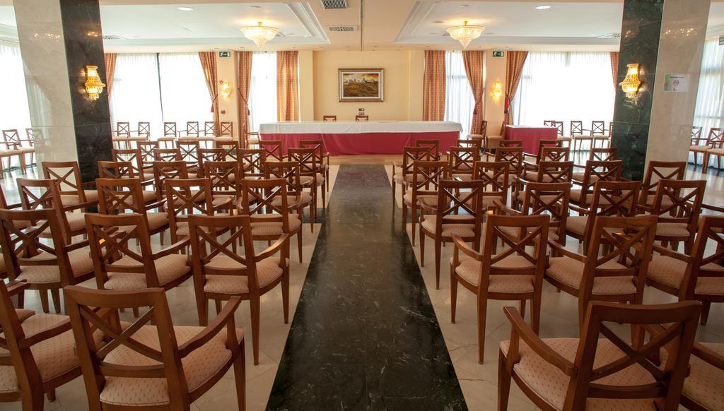 Hotel Villa De Almazán 외부 사진